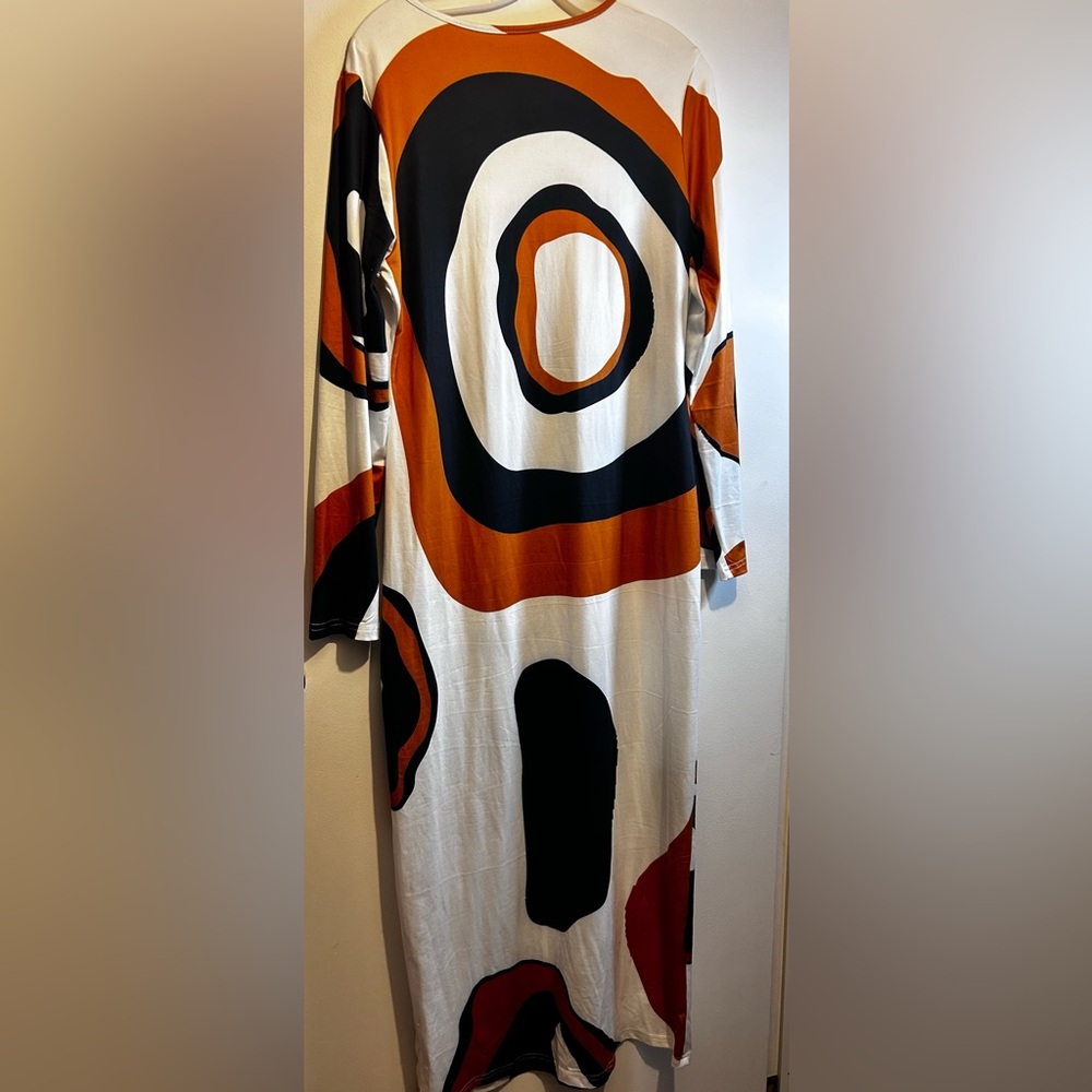 Abstract Patterned Long Sleeve Dress